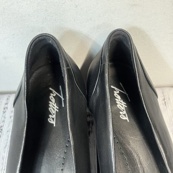 Trotters Black Leather Slip On Heels Shoes size 9.5 N Comfort Supper Career - Picture 8 of 12